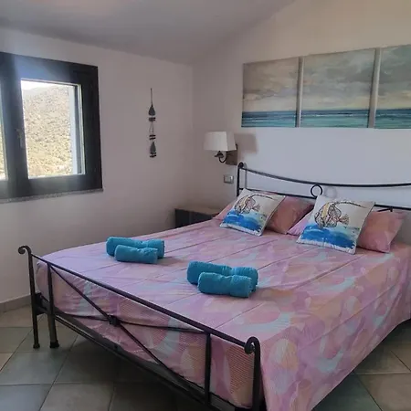 Villa With Heated Pool And Panoramic View *