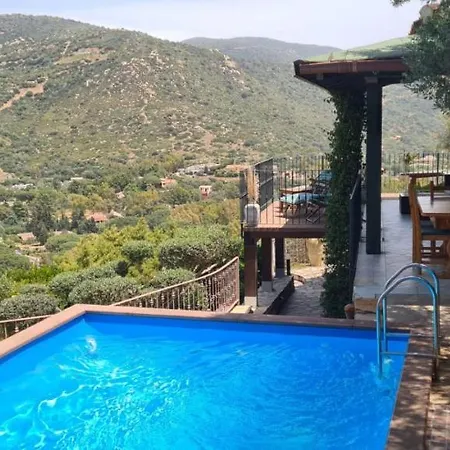 Vila With Heated Pool And Panoramic View Torre delle Stelle