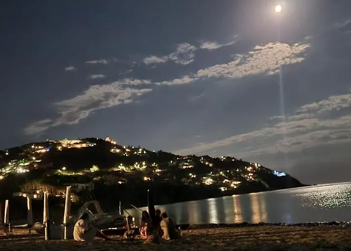 With Heated Pool And Panoramic View * Torre delle Stelle